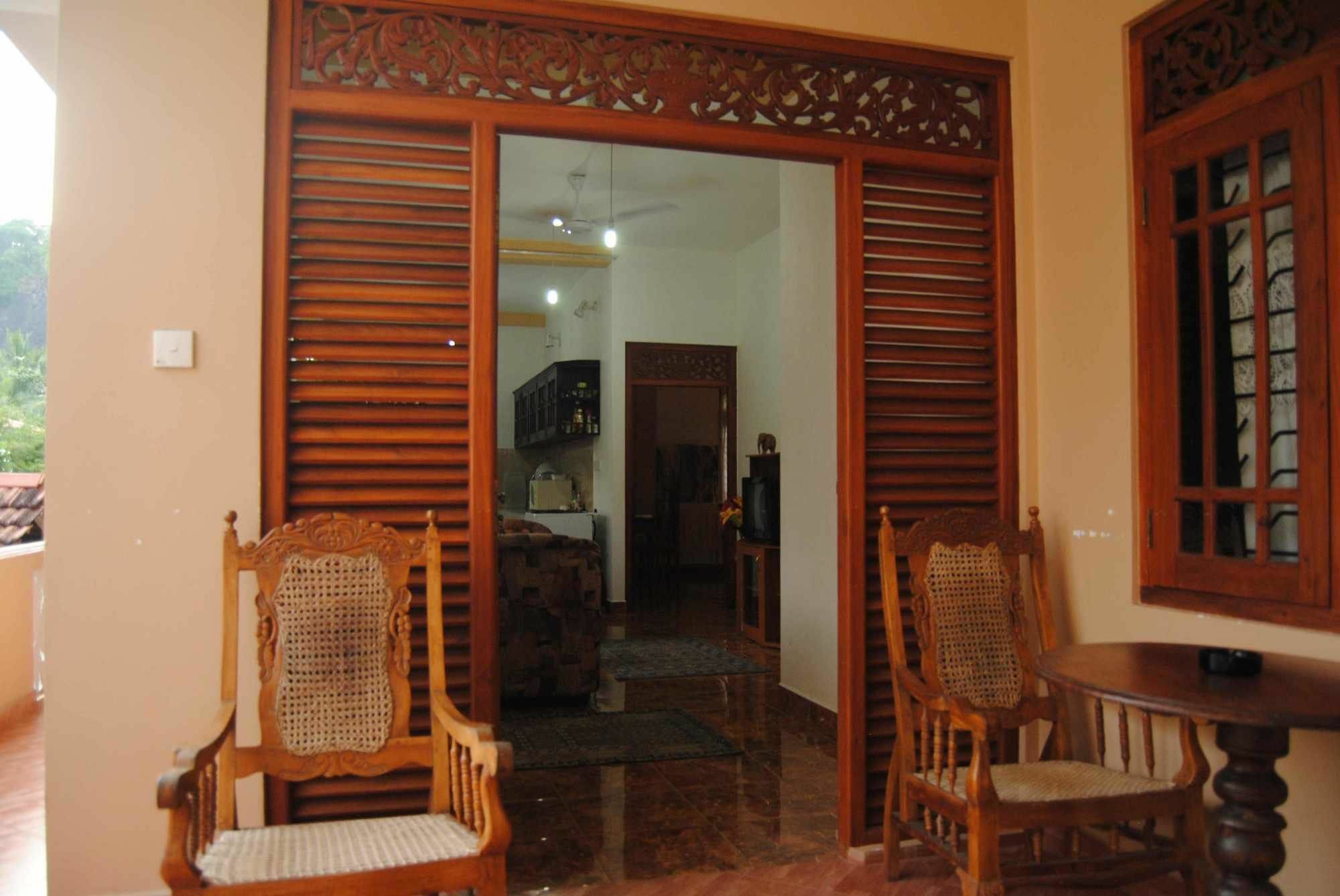 Kumara Guest House 乌纳瓦图纳 外观 照片