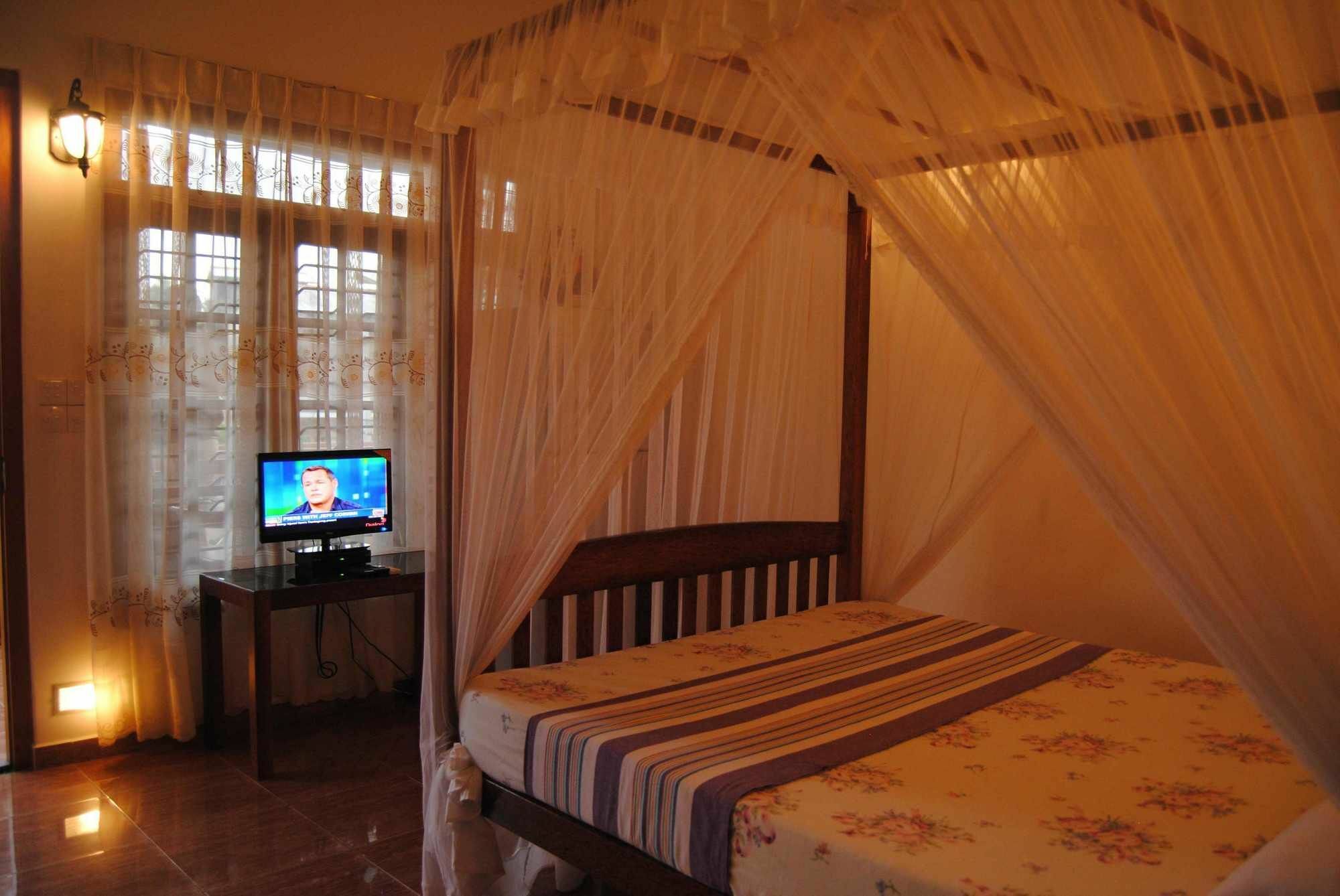 Kumara Guest House 乌纳瓦图纳 外观 照片