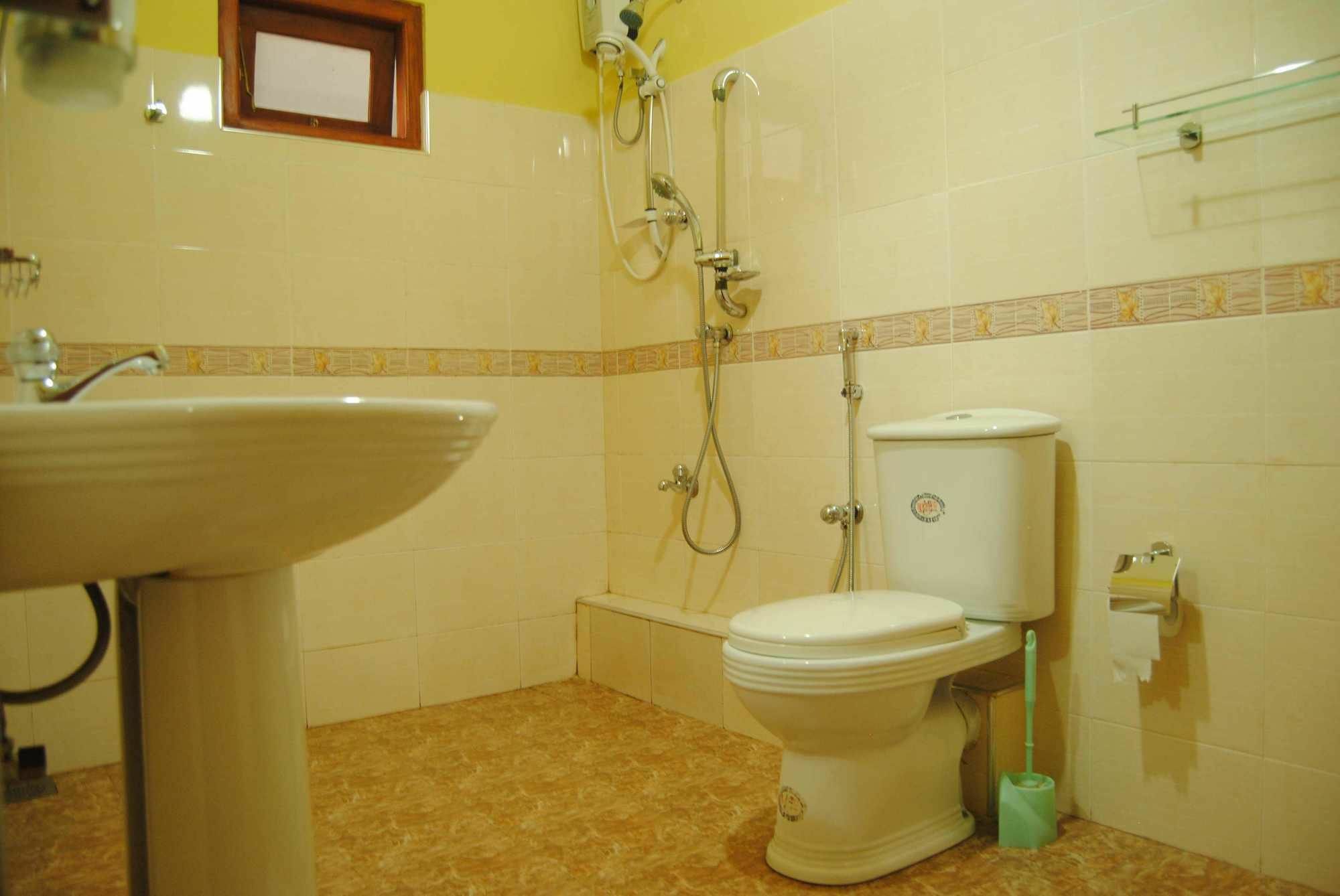 Kumara Guest House 乌纳瓦图纳 外观 照片